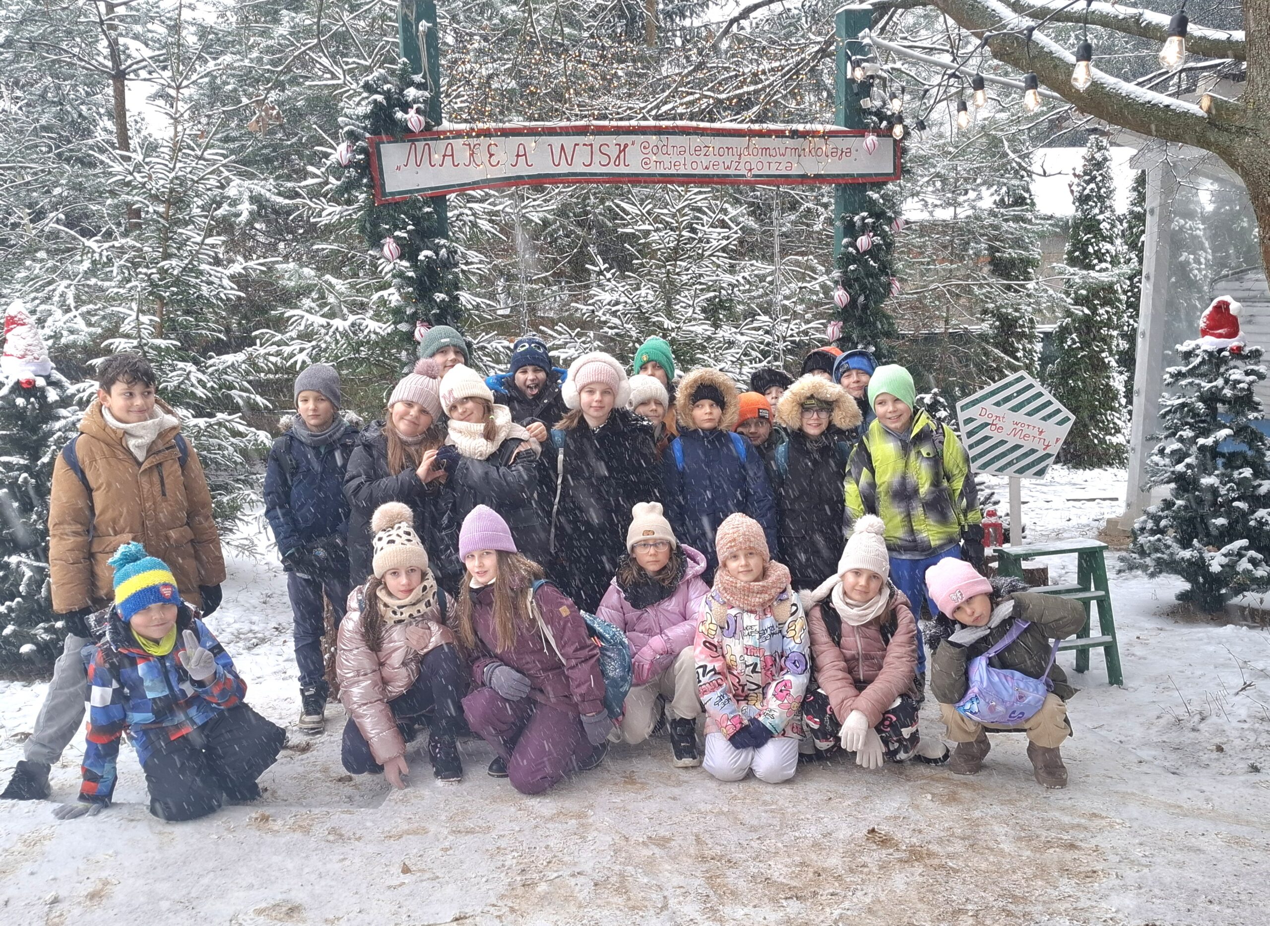 Klasa 3b odbyła przedświąteczną podróż do bajkowej krainy św. Mikołaja