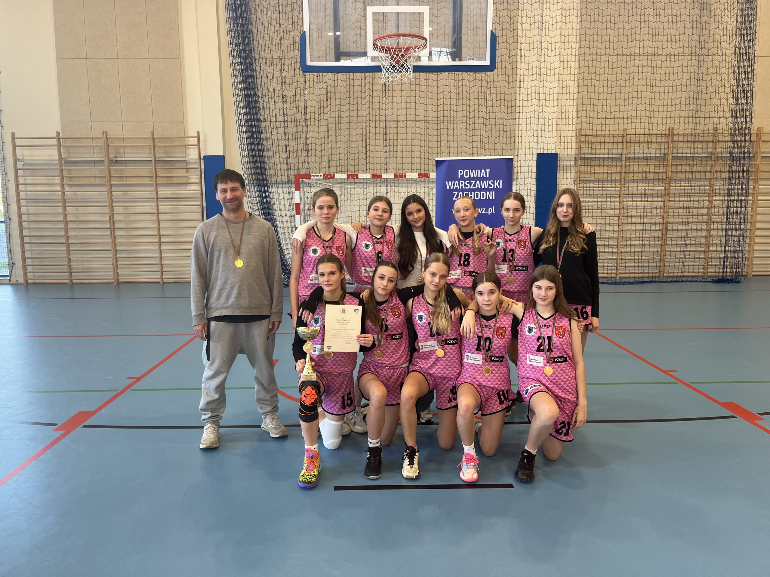 Finał Powiatu w Młodzieżowych Igrzyskach Młodzieży Szkolnej w koszykówce dziewcząt w kategorii młodzież rocznik 2011 i młodsze