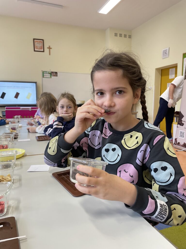 Warsztaty czekoladowe w klasach 1c, 3c i 3d