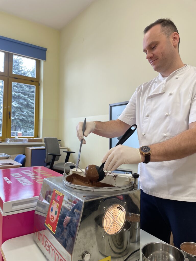 Warsztaty czekoladowe w klasach 1c, 3c i 3d