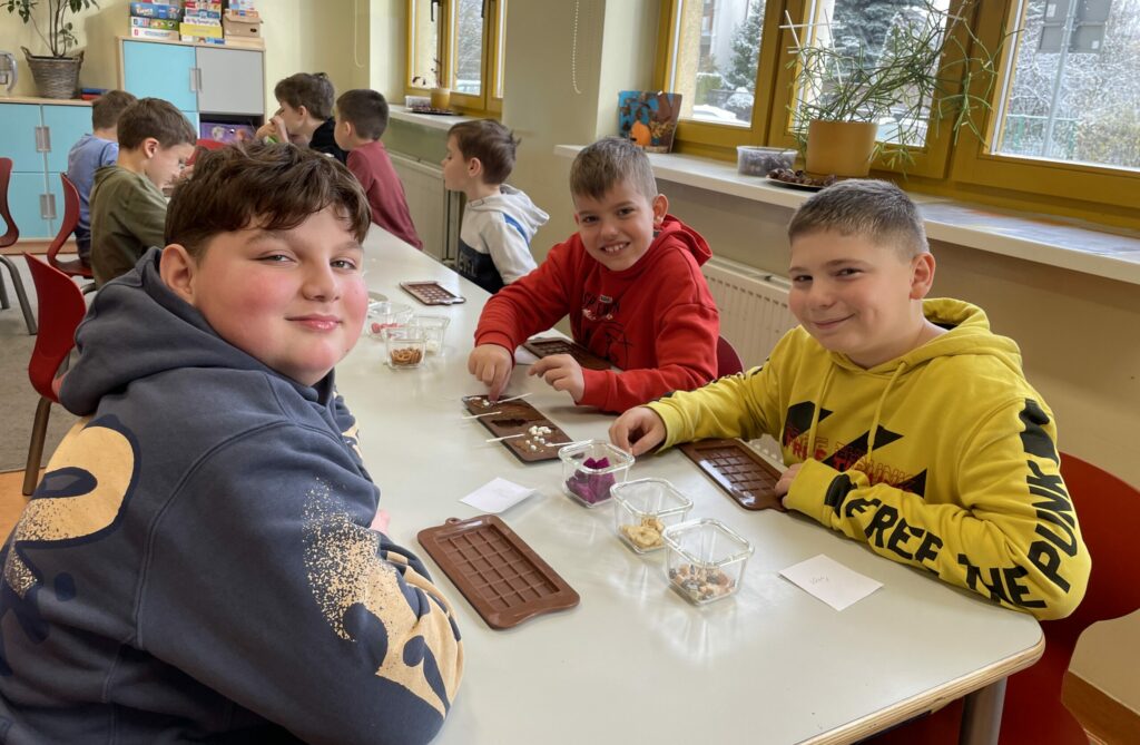 Warsztaty czekoladowe w klasach 1c, 3c i 3d