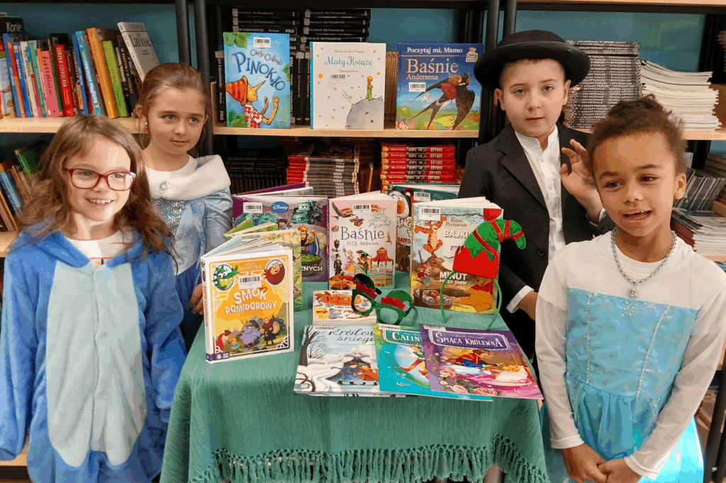 Międzynarodowy Dzień Postaci z Bajek