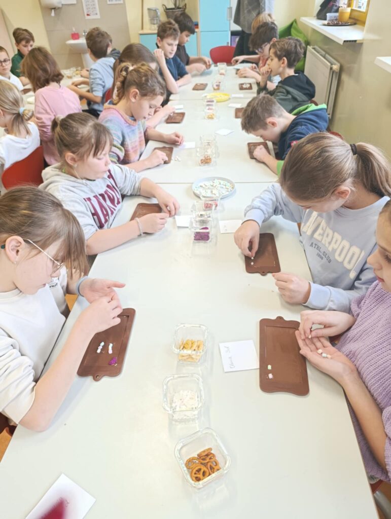Warsztaty czekoladowe w klasach 1c, 3c i 3d