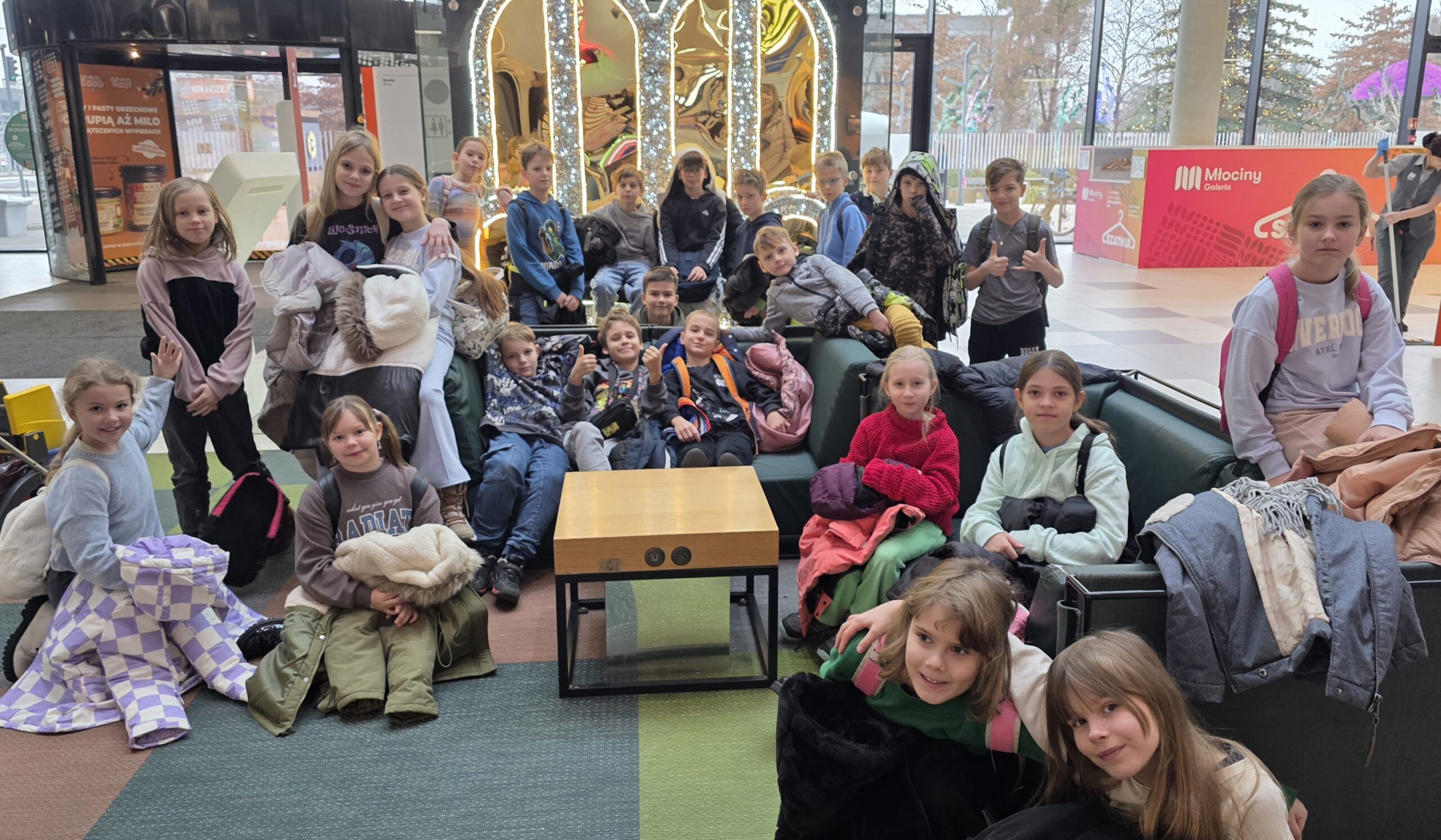 Wycieczka do kina klas 3c i 3d