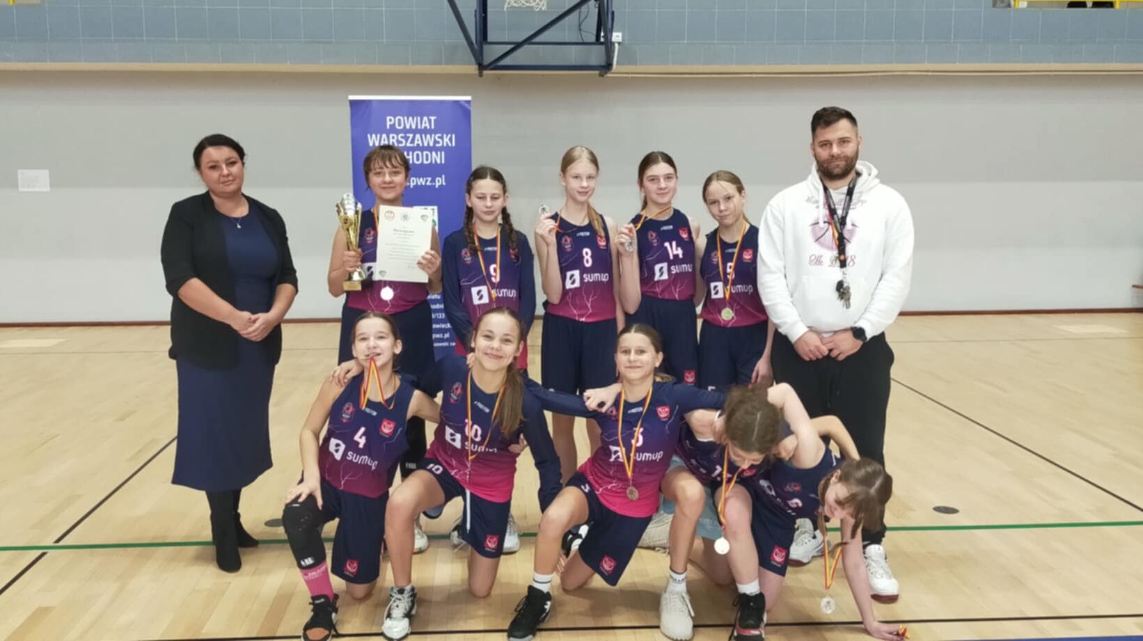 Międzypowiatowy etap zawodów w koszykówce dziewcząt w kategorii dzieci