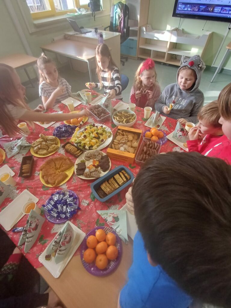 Wigilijne spotkanie w klasie 2a