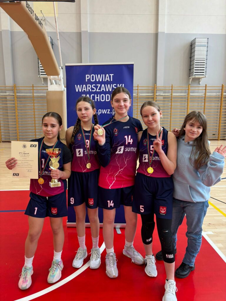 Finał Powiatu w Młodzieżowych Igrzyskach Młodzieży Szkolnej w koszykówce dziewcząt 3x3 w kategorii dzieci rocznik 2013 i młodsi.