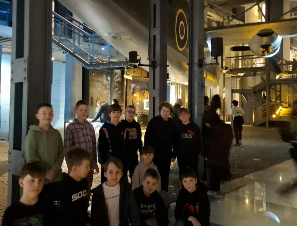 Wycieczka do Muzeum Powstania Warszawskiego