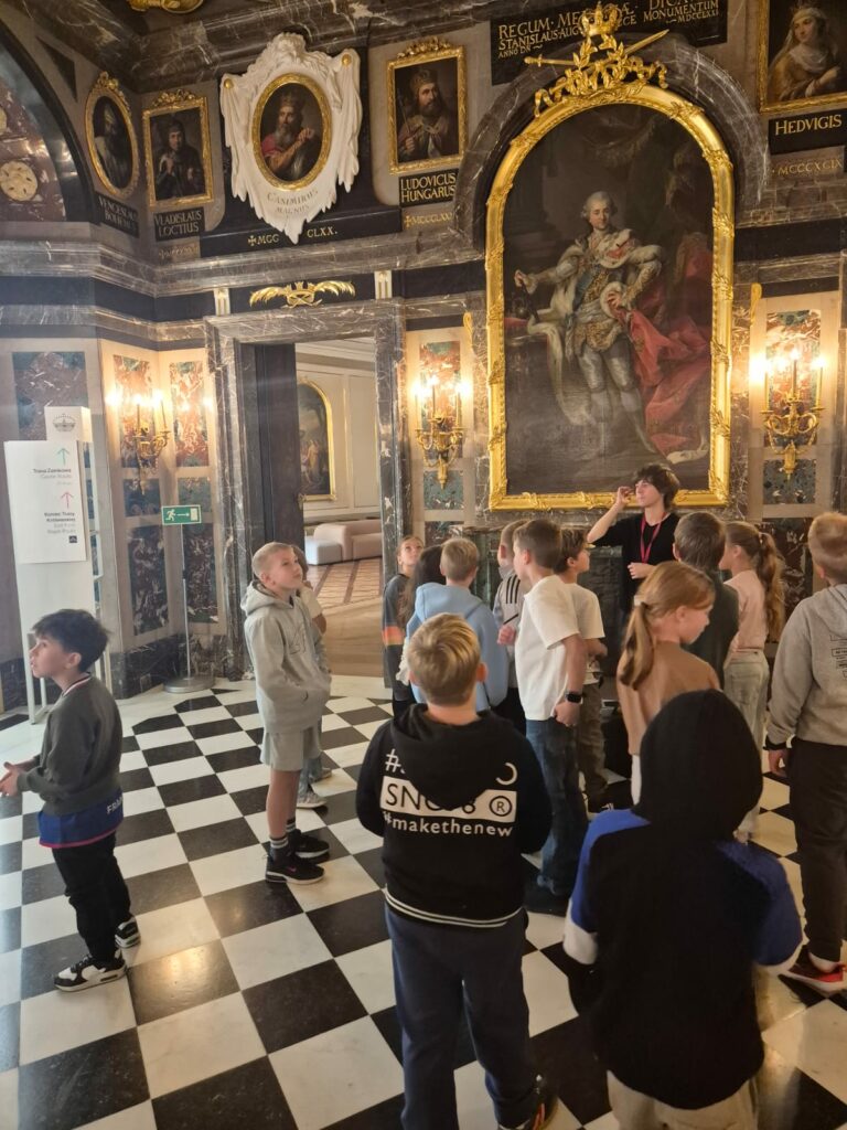 Klasy trzecie z wizytą w Zamku Królewskim w Warszawie